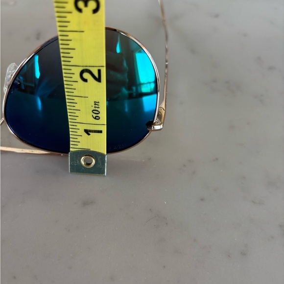 Diff Aviator Sunglasses - Picture 10 of 11